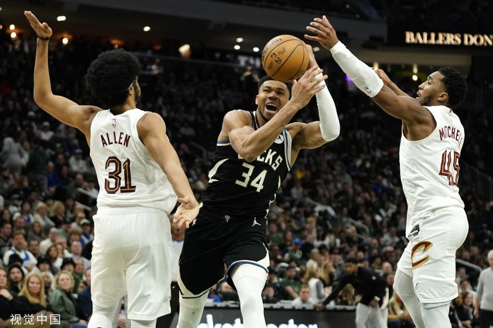 在半场前后 在半场前后